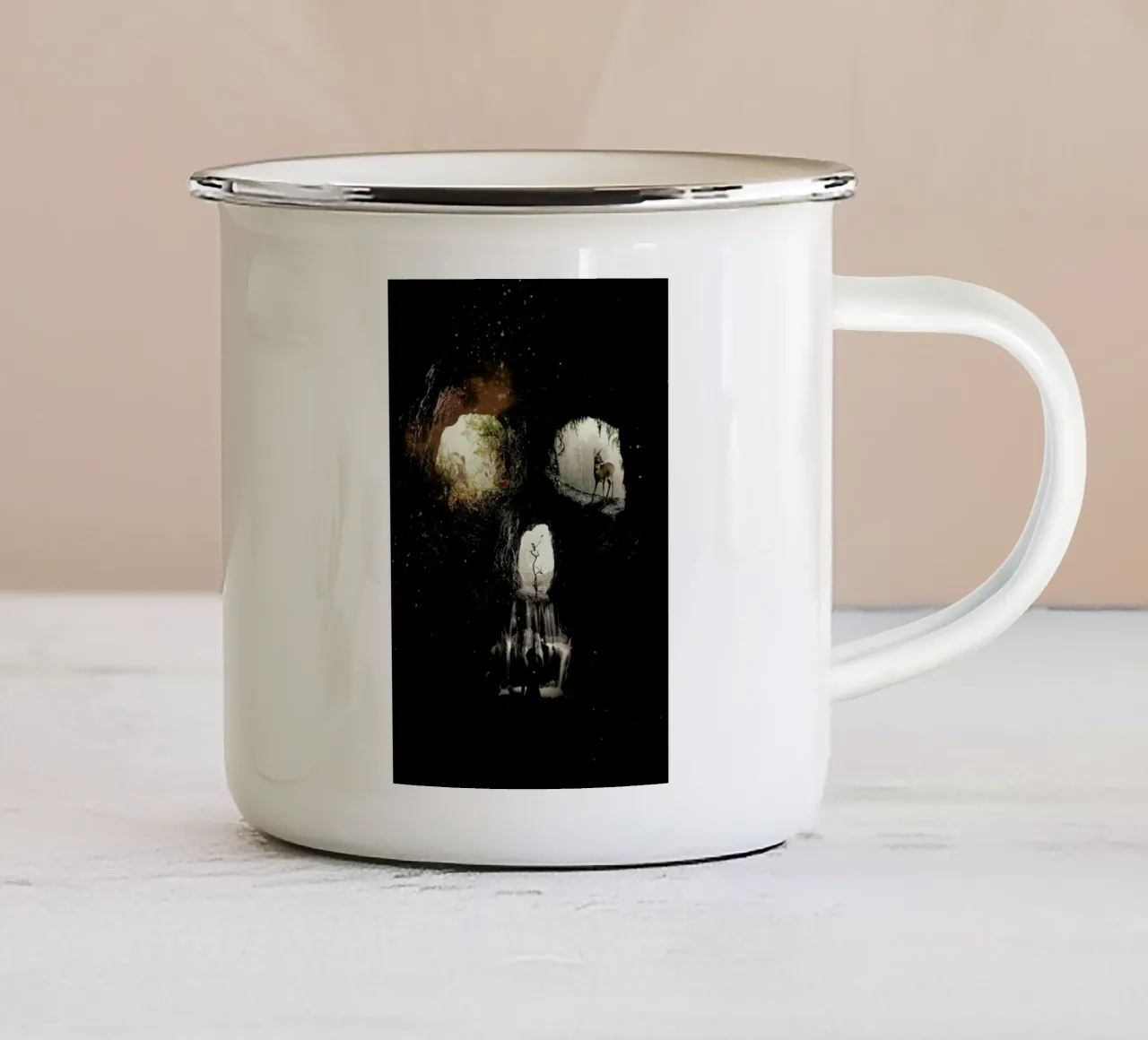 Cave Skull tazza in smalto da Ali Gulec
