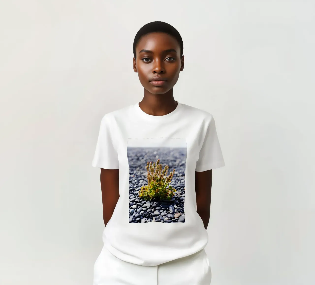 Impianto in Islanda t-shirt da Simon Koy