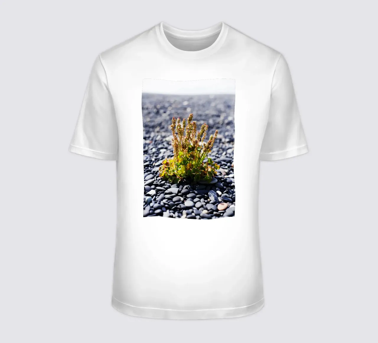 Impianto in Islanda t-shirt da Simon Koy