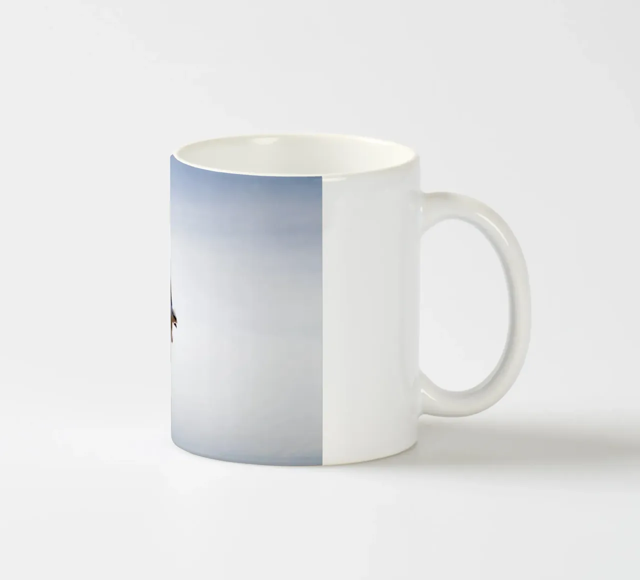 Gabbiano in Islanda tazza in ceramica da Simon Koy