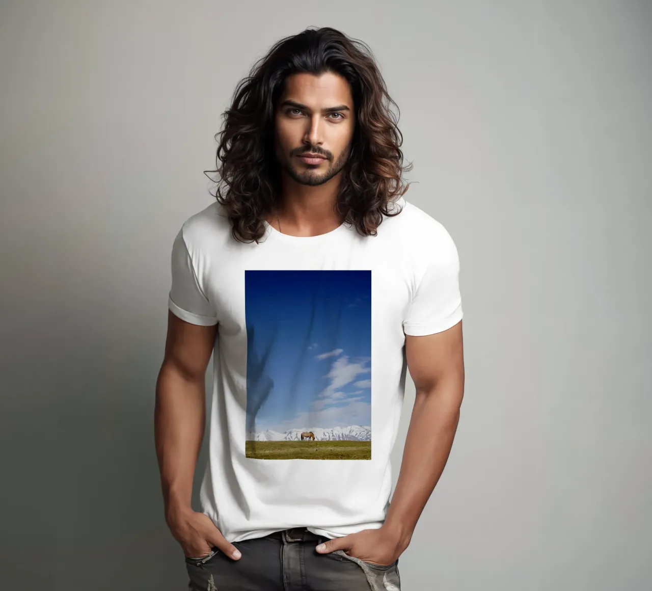 Pferd in Islanda t-shirt da Simon Koy