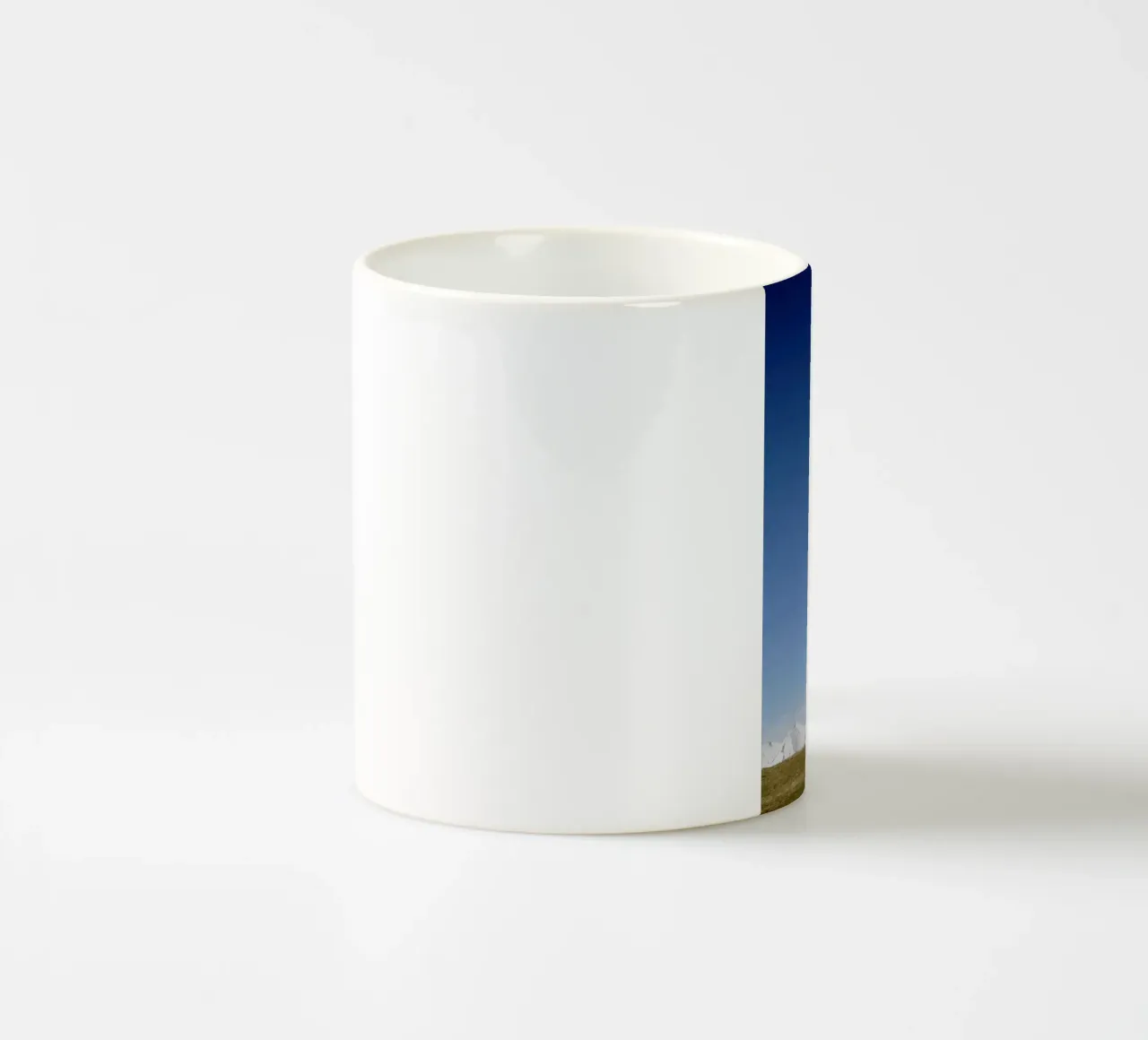 Pferd in Islanda tazza in ceramica da Simon Koy