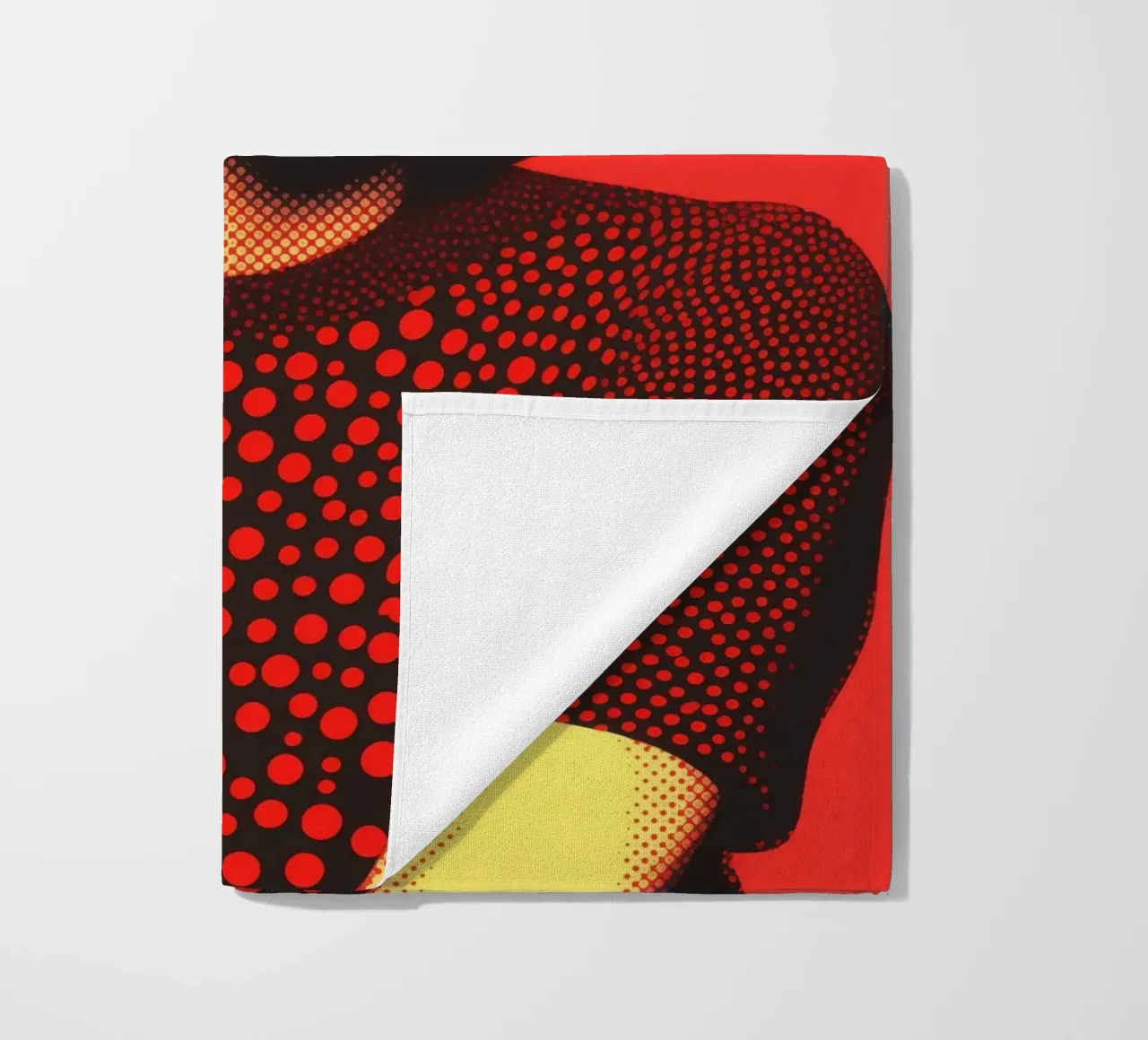 Marilyn Monroe in red and yellow | Nostalgic halftone print beach towel by Autofocus