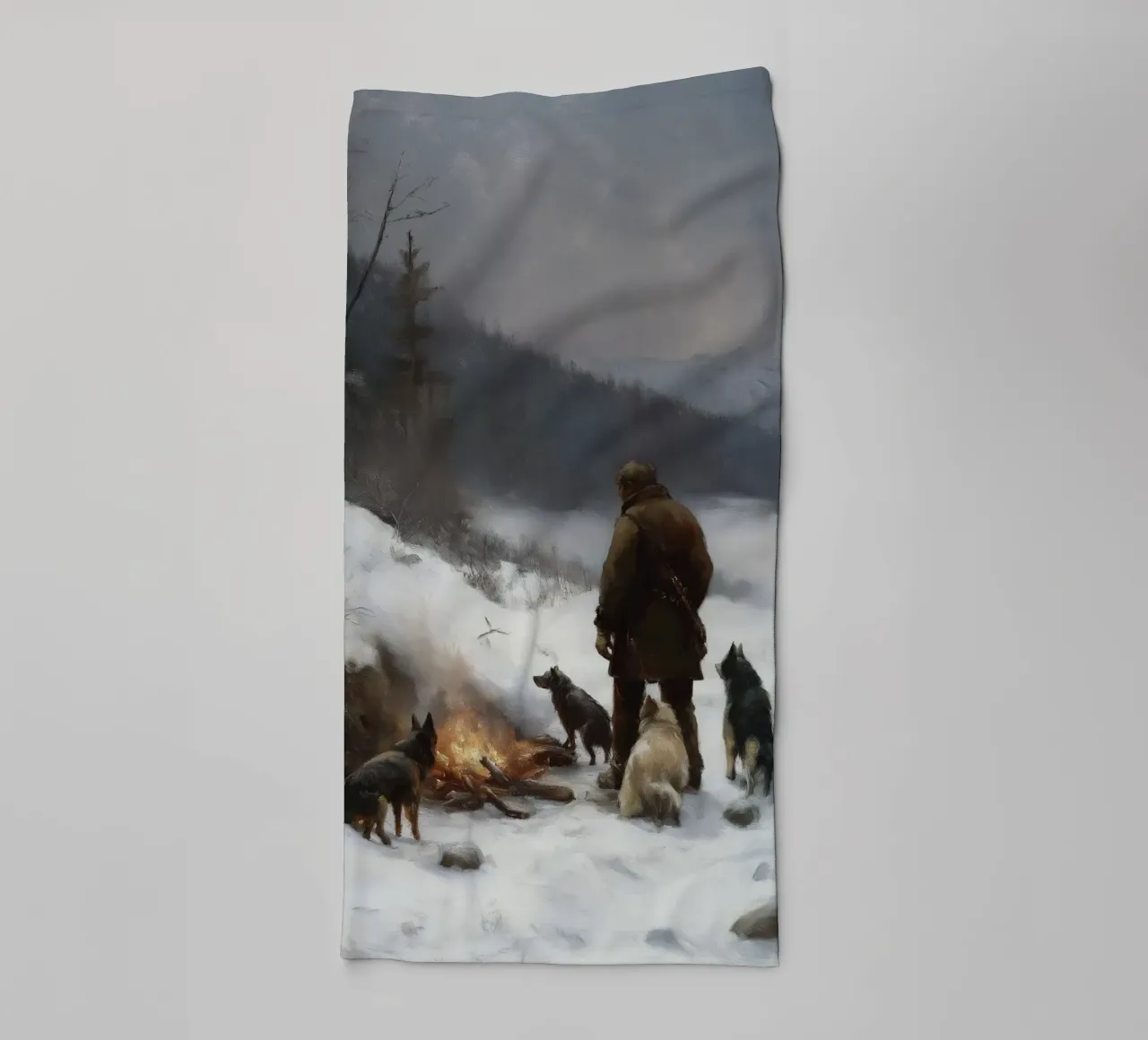 Cacciatore d'inverno al fuoco - Cacciatore con cani Stampa d'arte asciugamano da bagno da Cozy Vibes