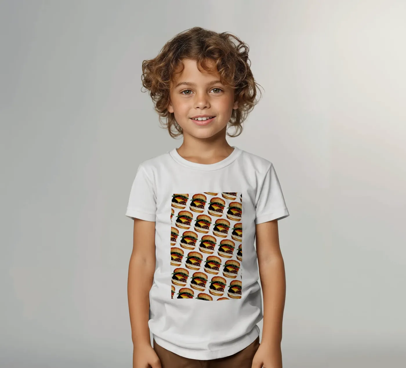 Cheeseburger Pattern t-shirt bambini da Kelly Gilleran