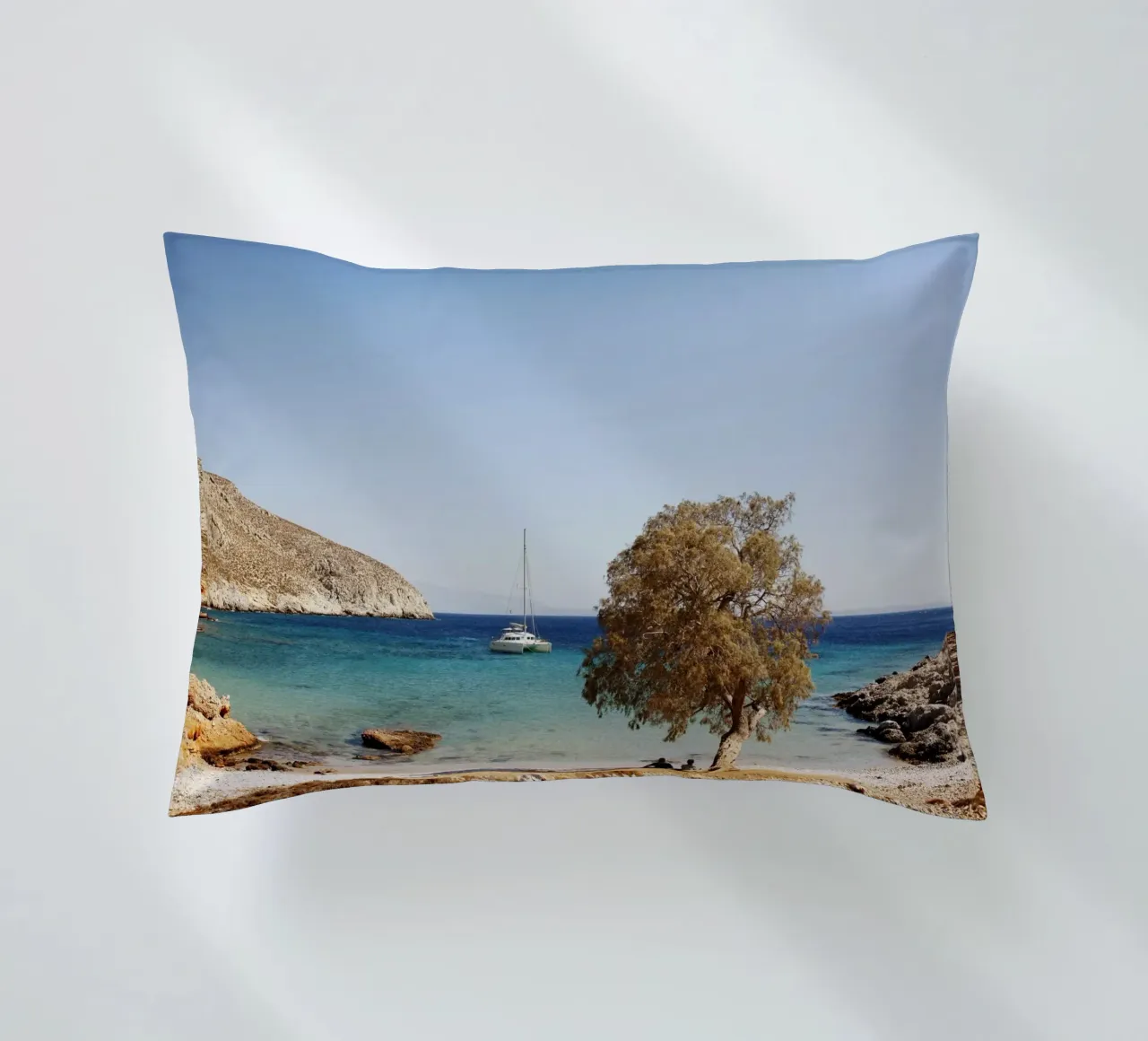Spiaggia di AKlymnos, Grecia cuscino da Simon Koy