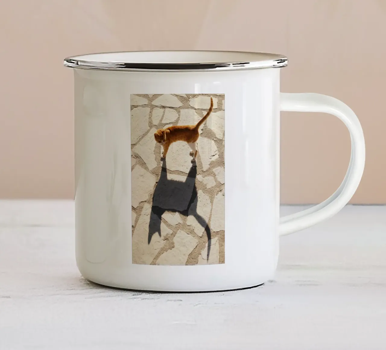 Gatto in Grecia tazza in smalto da Simon Koy