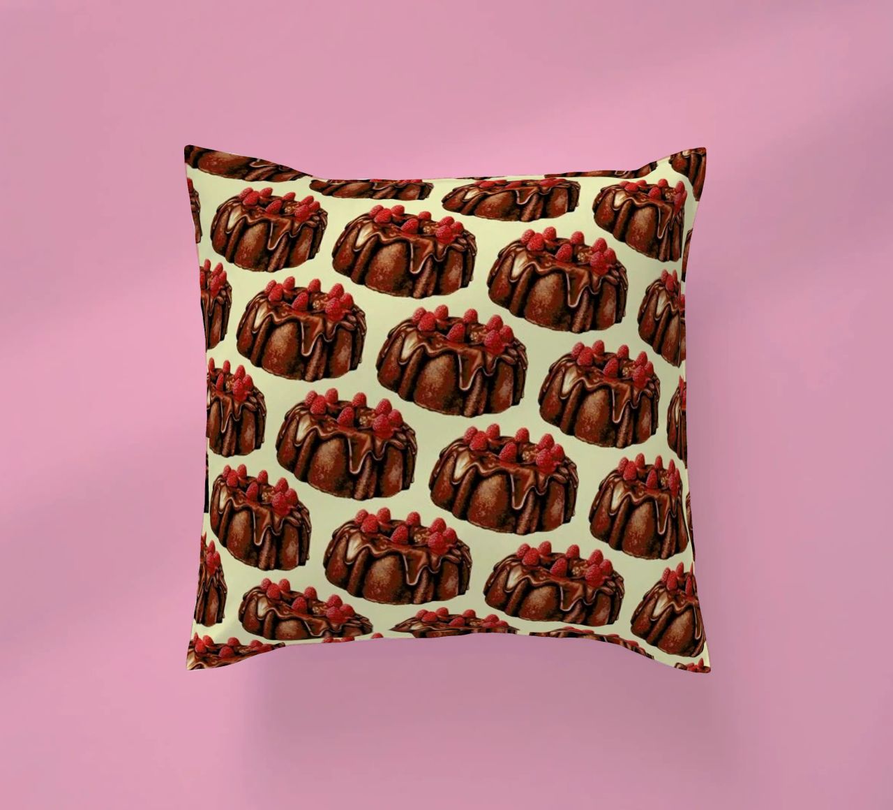 Chocolate Bundt Cake Pattern cuscino da Kelly Gilleran