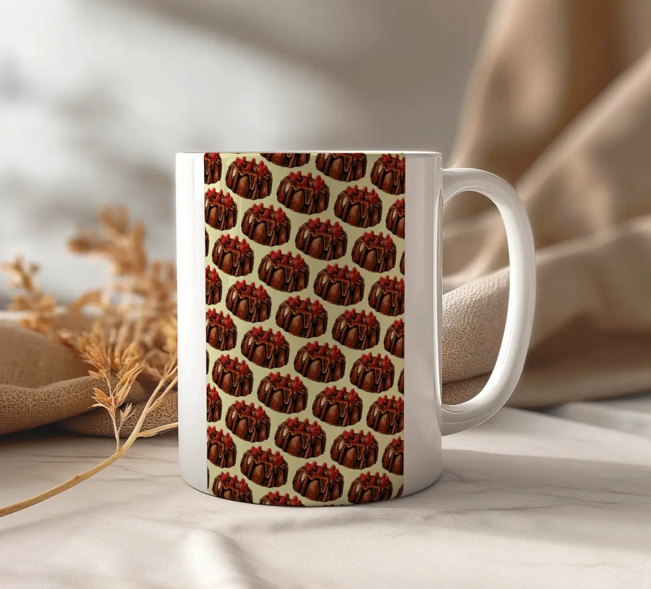 Chocolate Bundt Cake Pattern Keramik Tasse von Kelly Gilleran