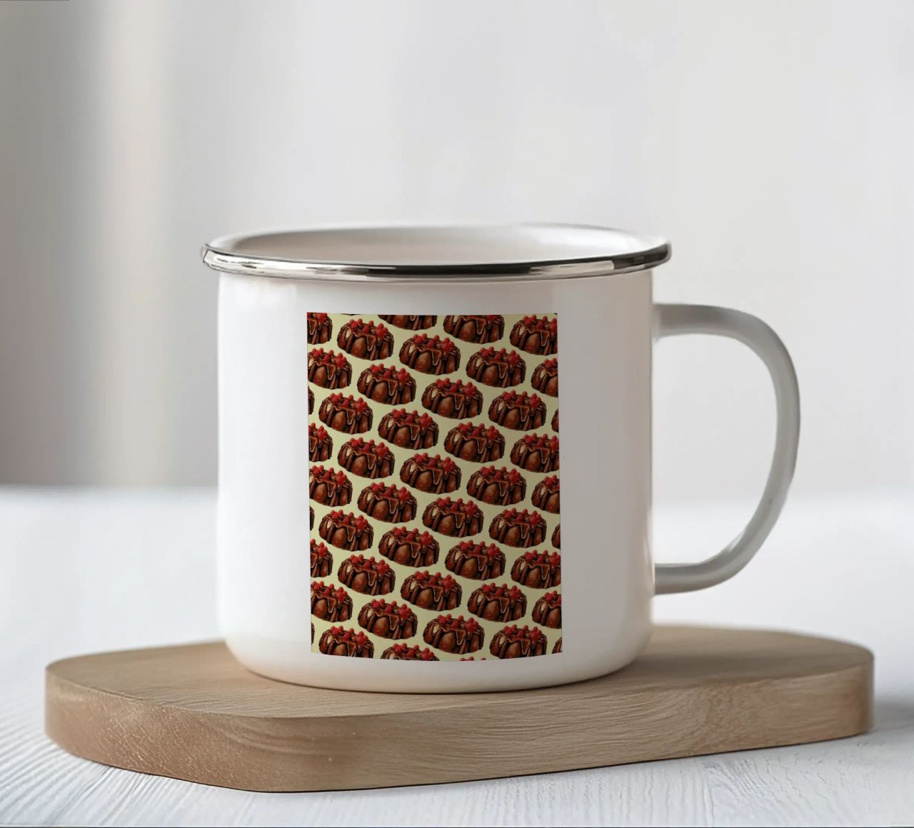 Chocolate Bundt Cake Pattern tazza in smalto da Kelly Gilleran