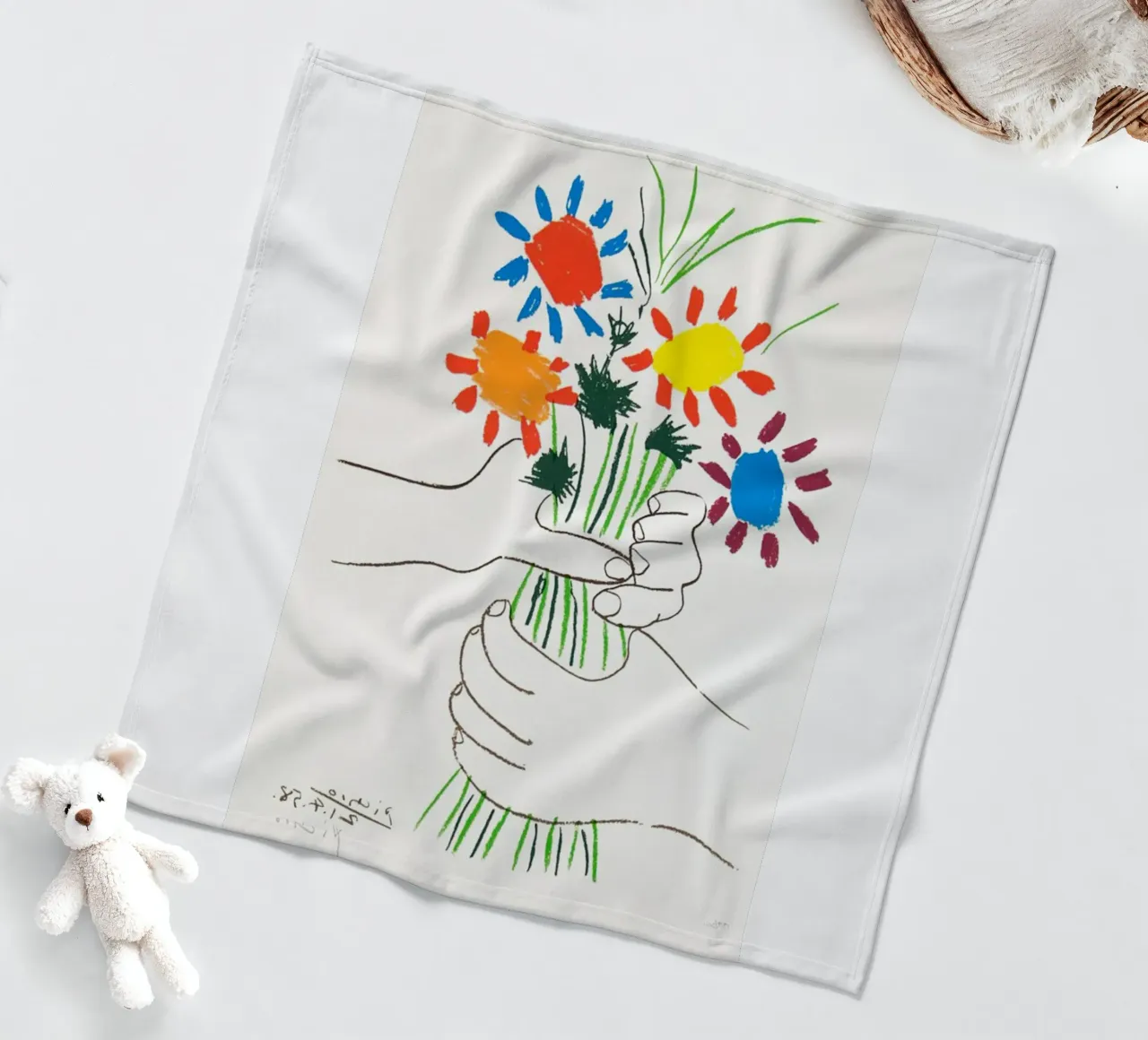 due mani che tengono un fiore di Picasso coperta in pile da eternal nino