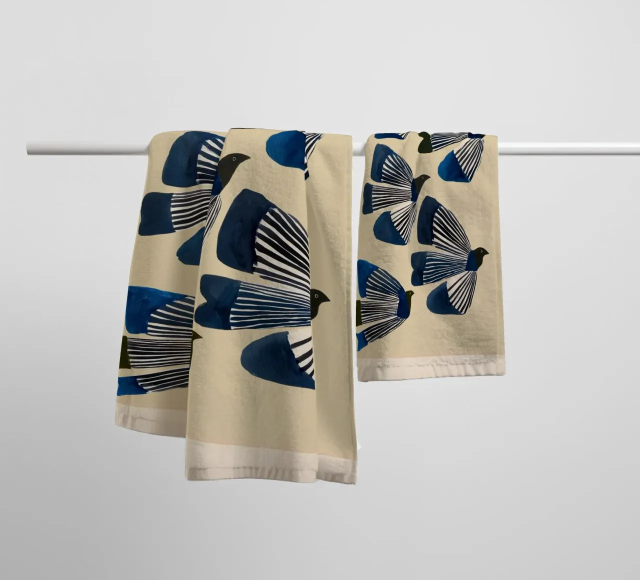 Birds in Flight asciugamano da bagno da cityart
