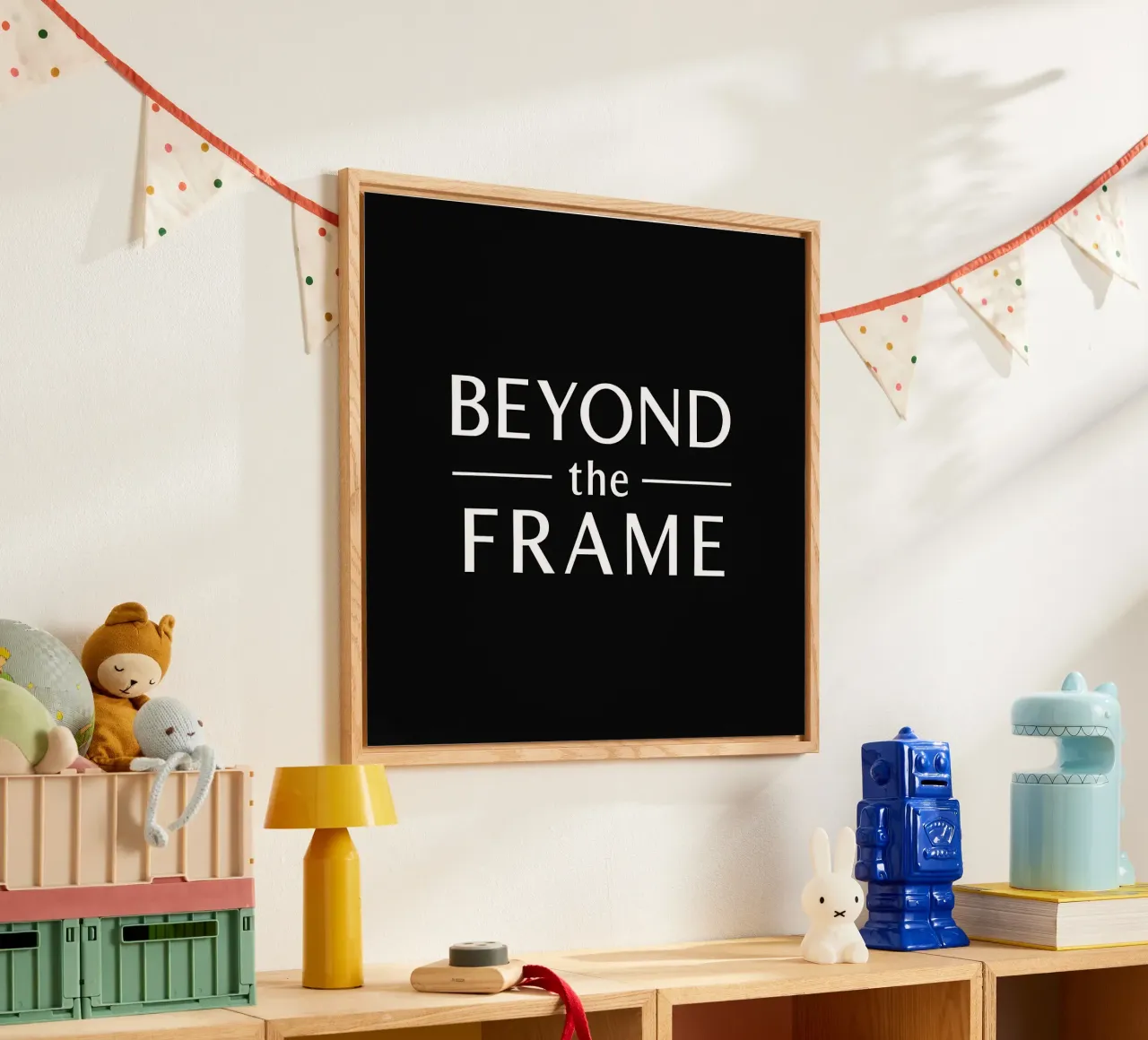 BEYOND THE FRAME plexiglass da SMRT STUDIO