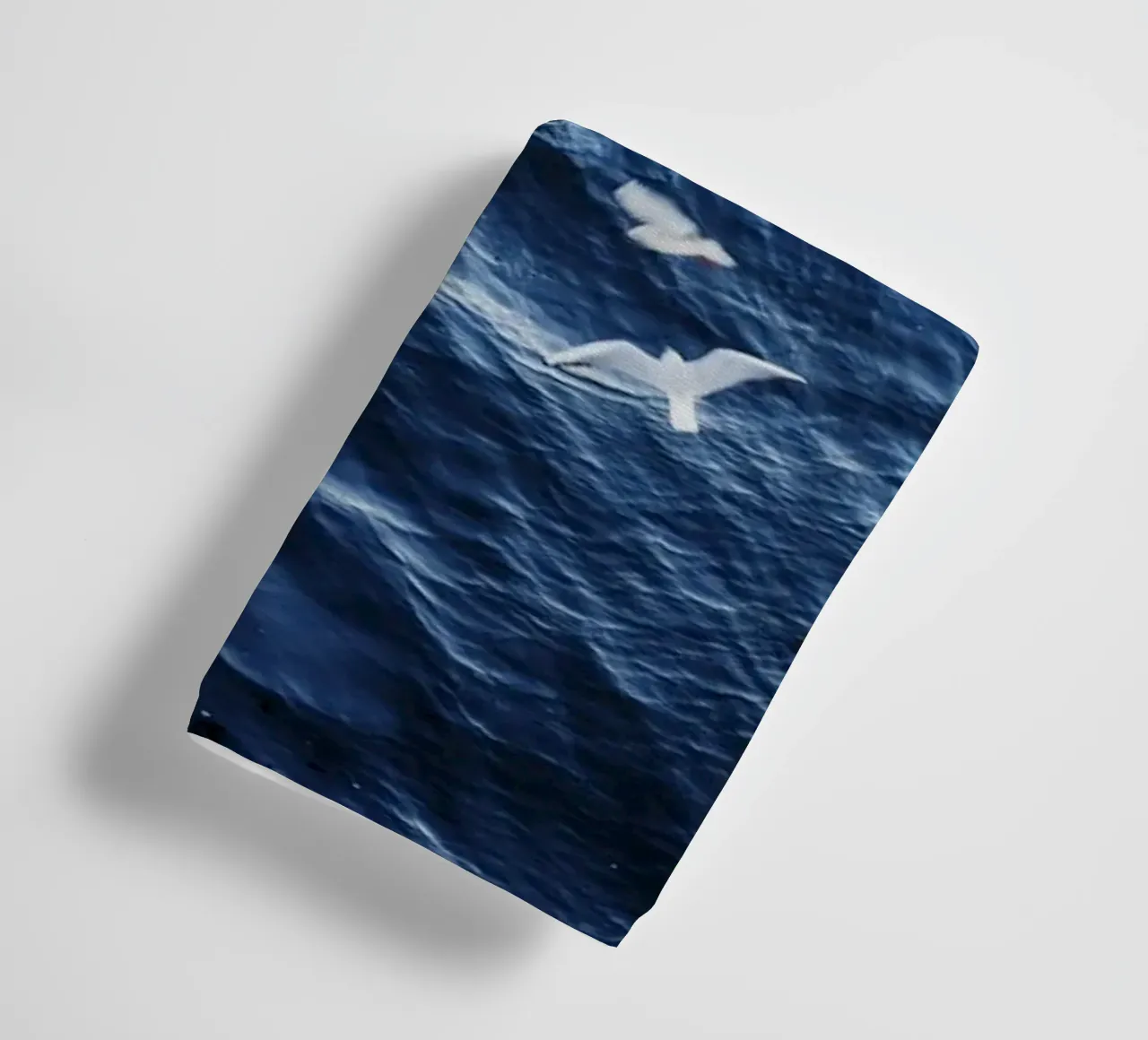 Zeemeeuwen in Wenen (Oostenrijk) badhanddoek van fotokunst