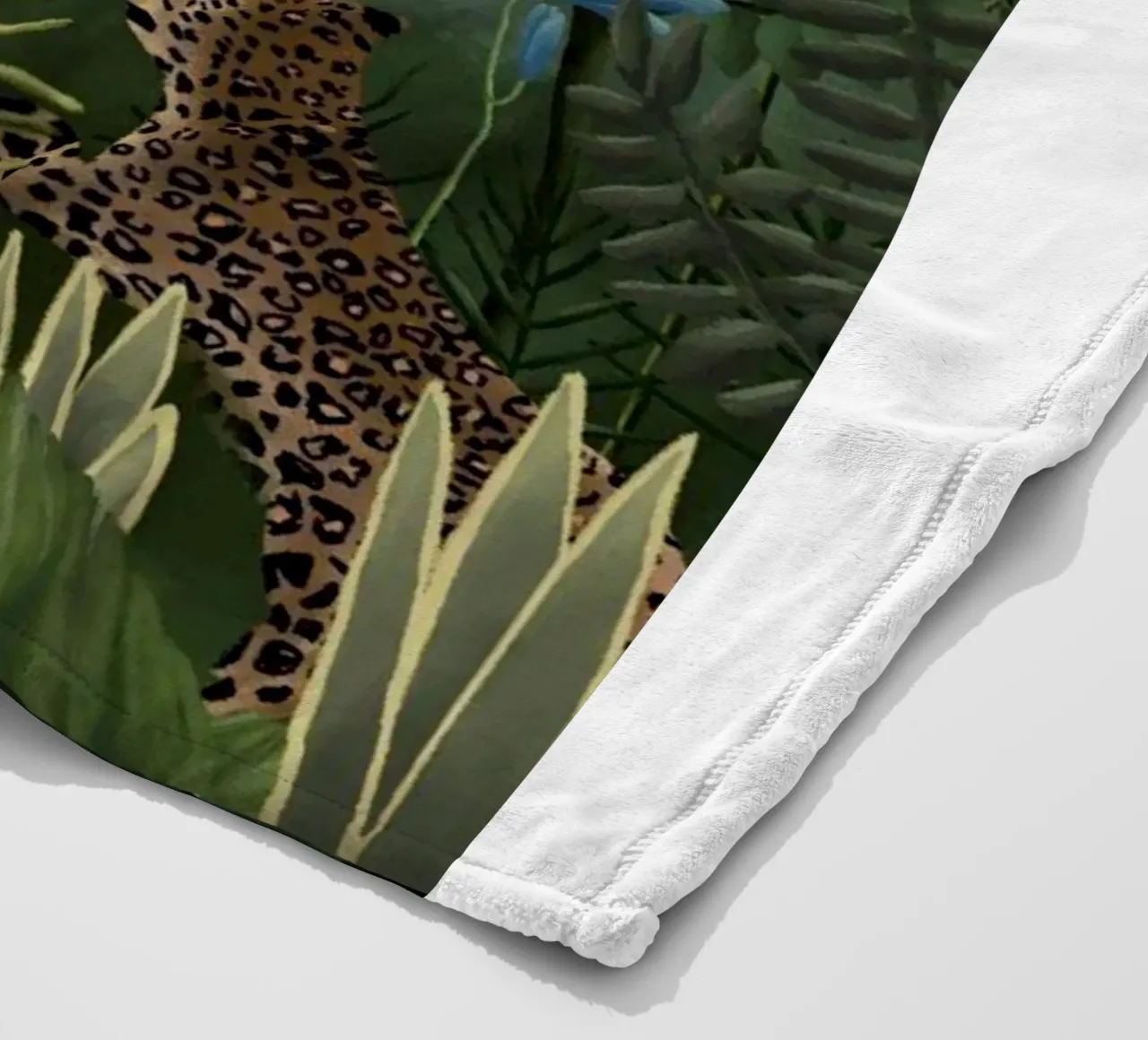 Henri Rousseau - Leopardi e scimmie coperta in pile da KOOL STORE