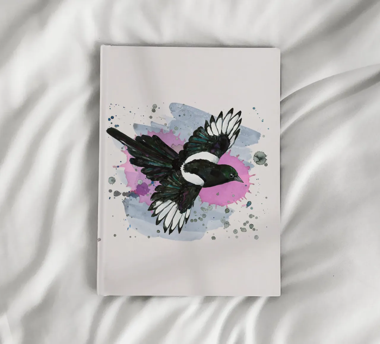 Dessin à l'aquarelle d'une pie en vol carnet de notes de BwiseLizzy