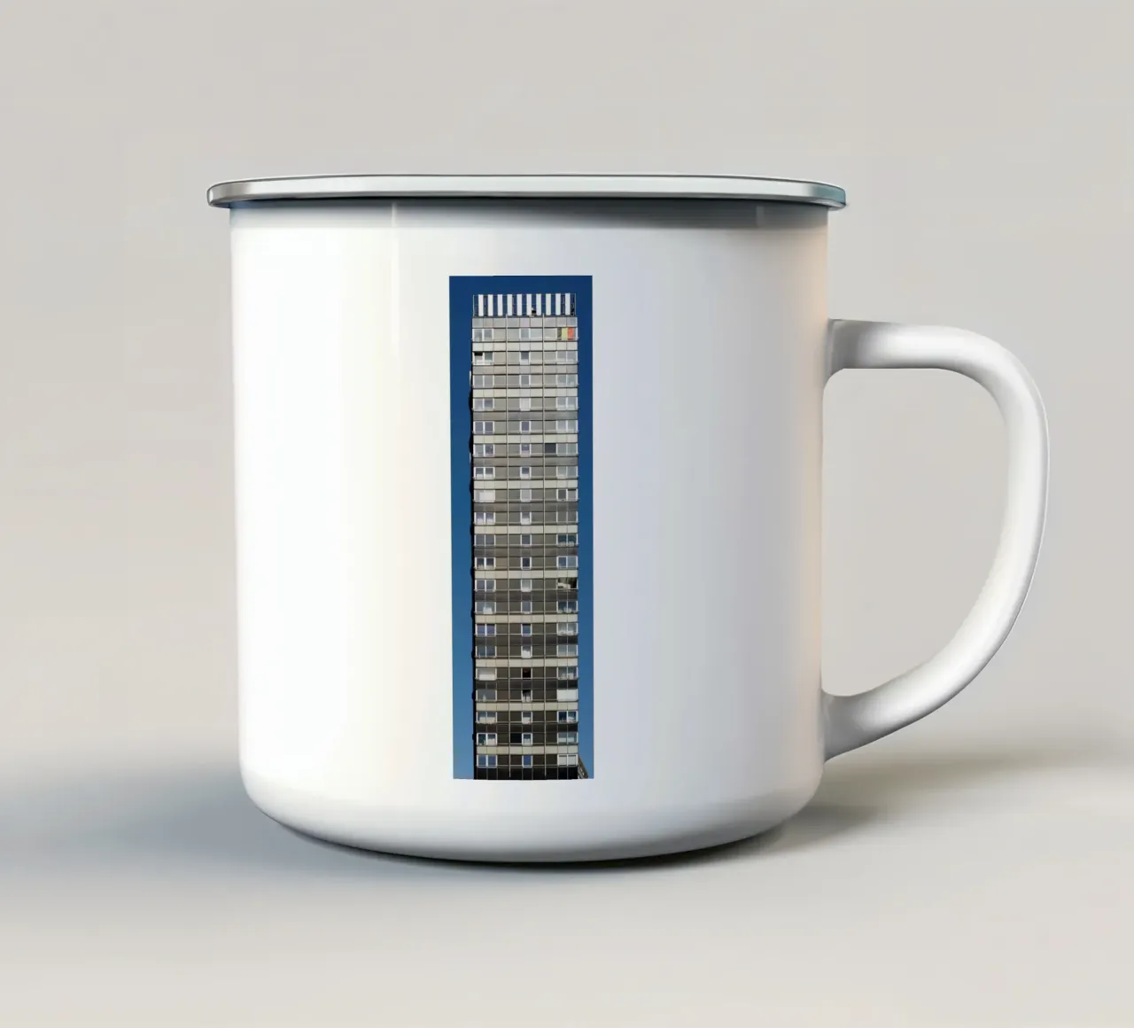 Edificio alto a Liegi (Belgio) tazza in smalto da Simon Koy