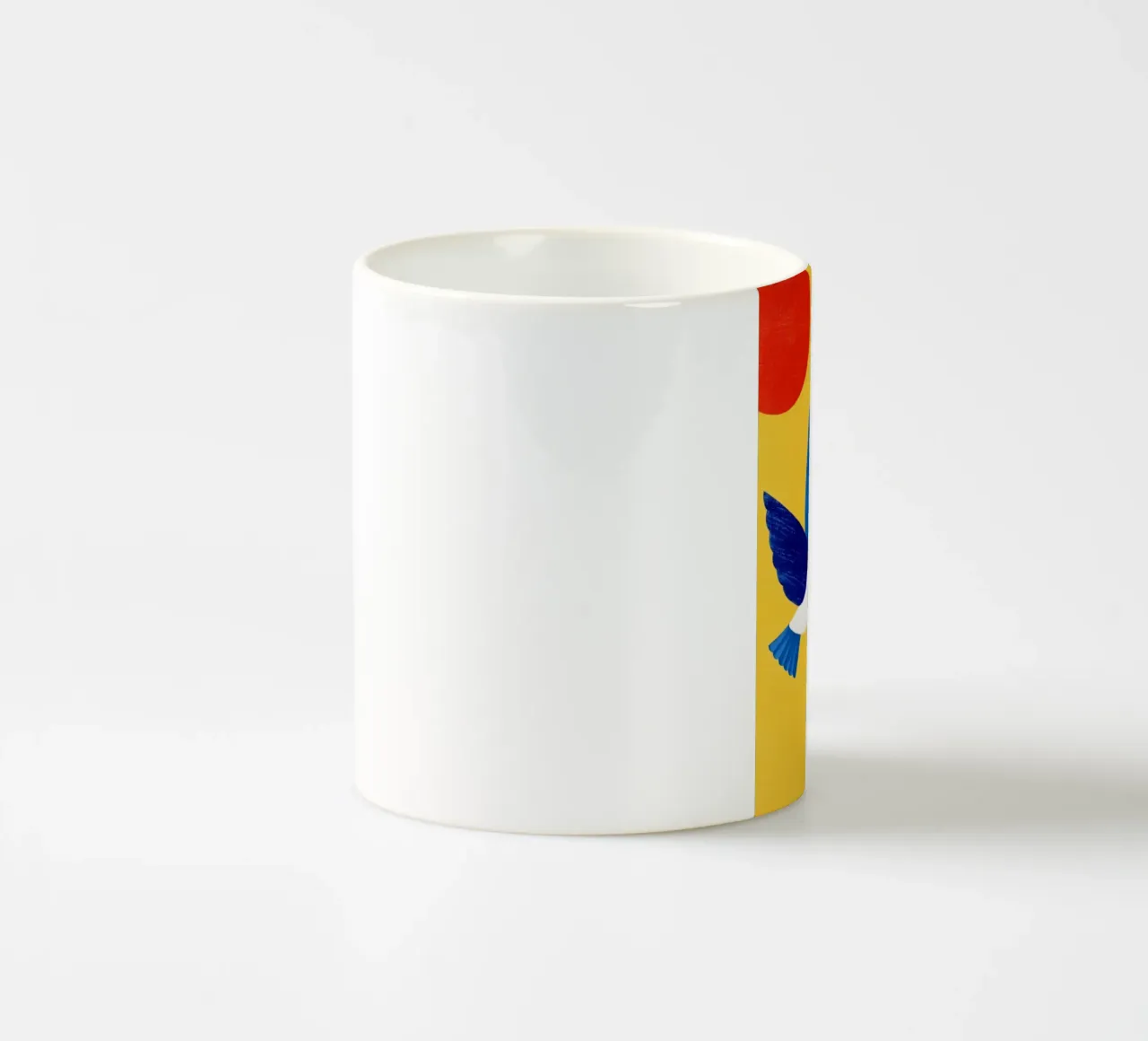 Minimal Blue and White Doves on Yellow tazza in ceramica da Luca