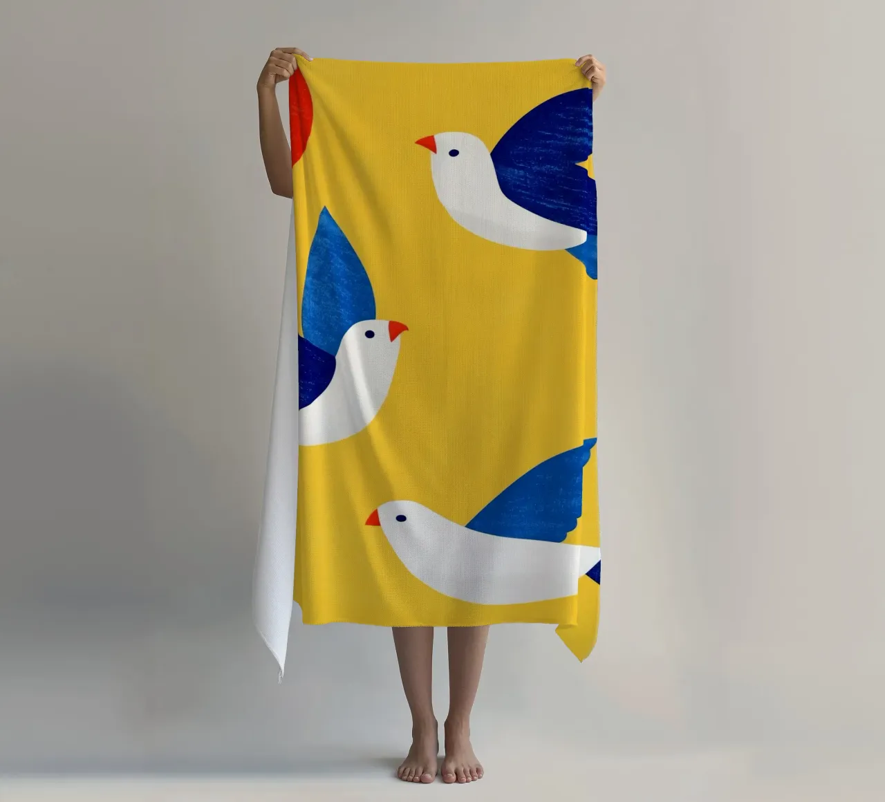 Minimal Blue and White Doves on Yellow telo mare da Luca