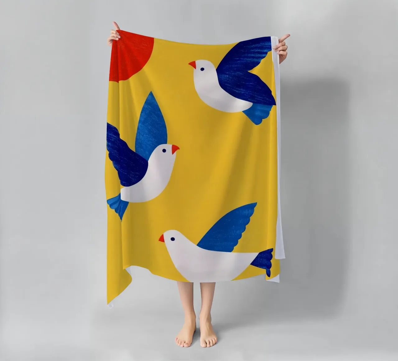 Minimal Blue and White Doves on Yellow telo mare da Luca