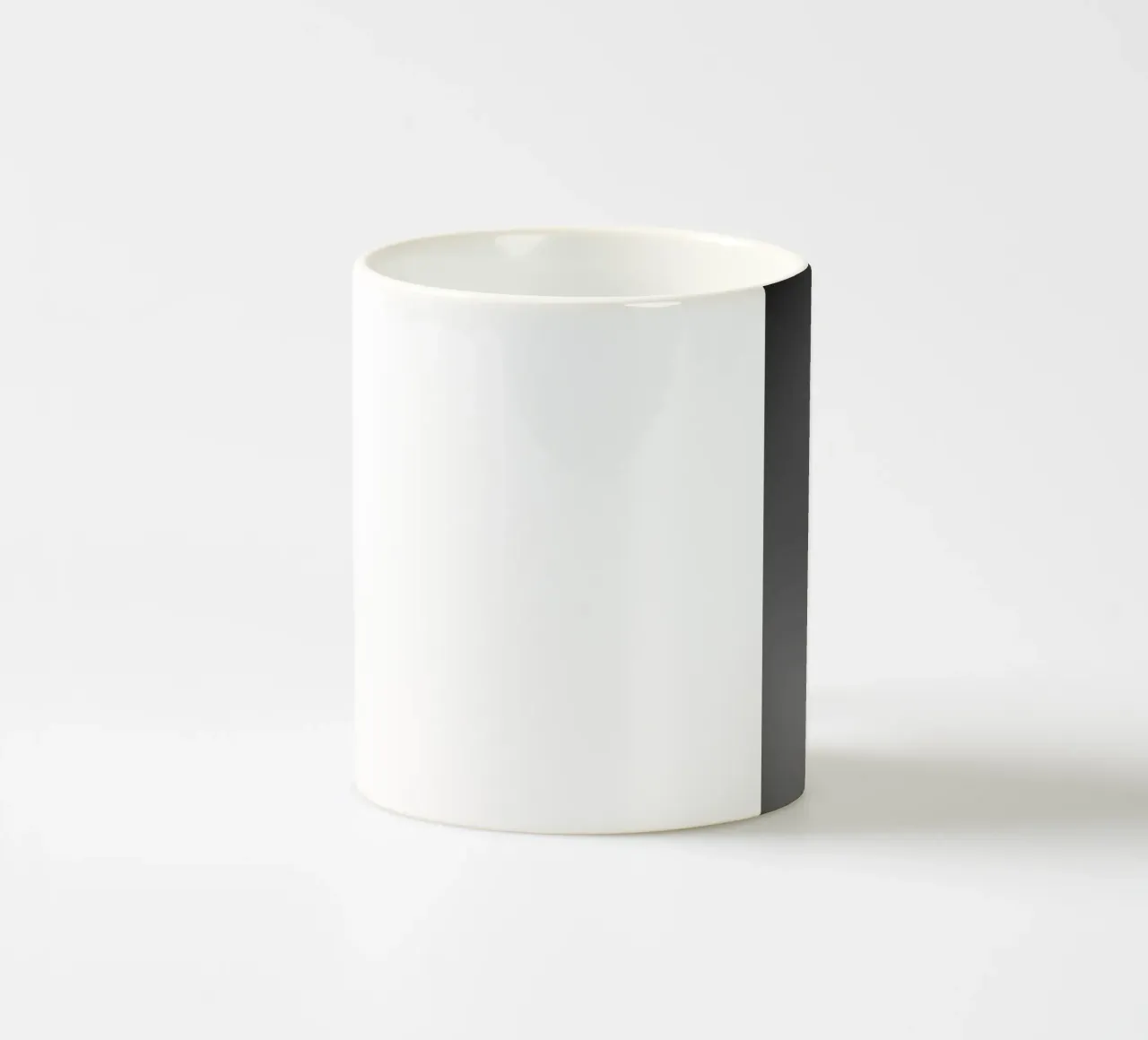 Palma in bianco e nero tazza in ceramica da anderm