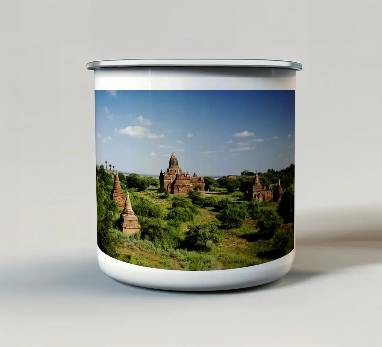 Bagan, complesso di templi del Myanmar tazza in smalto da Simon Koy