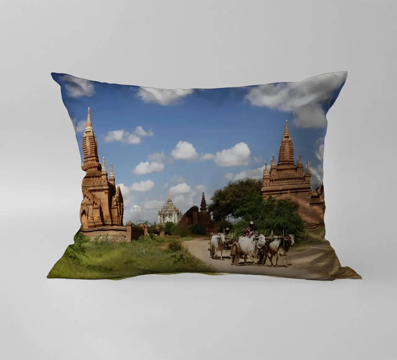 Bagan, complesso di templi del Myanmar cuscino da Simon Koy