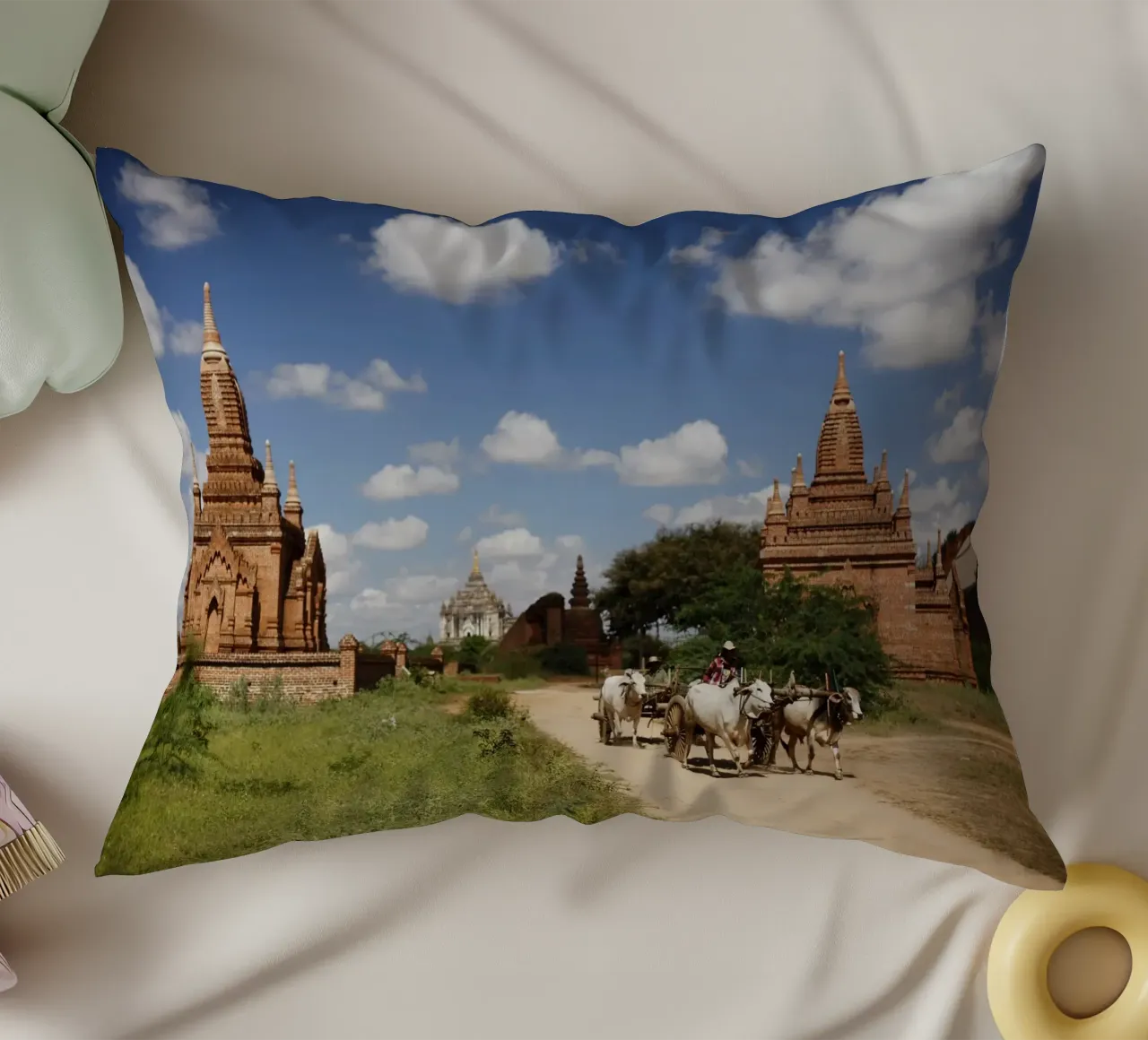 Bagan, complesso di templi del Myanmar cuscino da Simon Koy