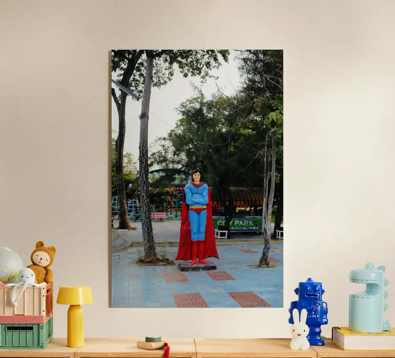 Superman Myanmar plexiglass da Simon Koy