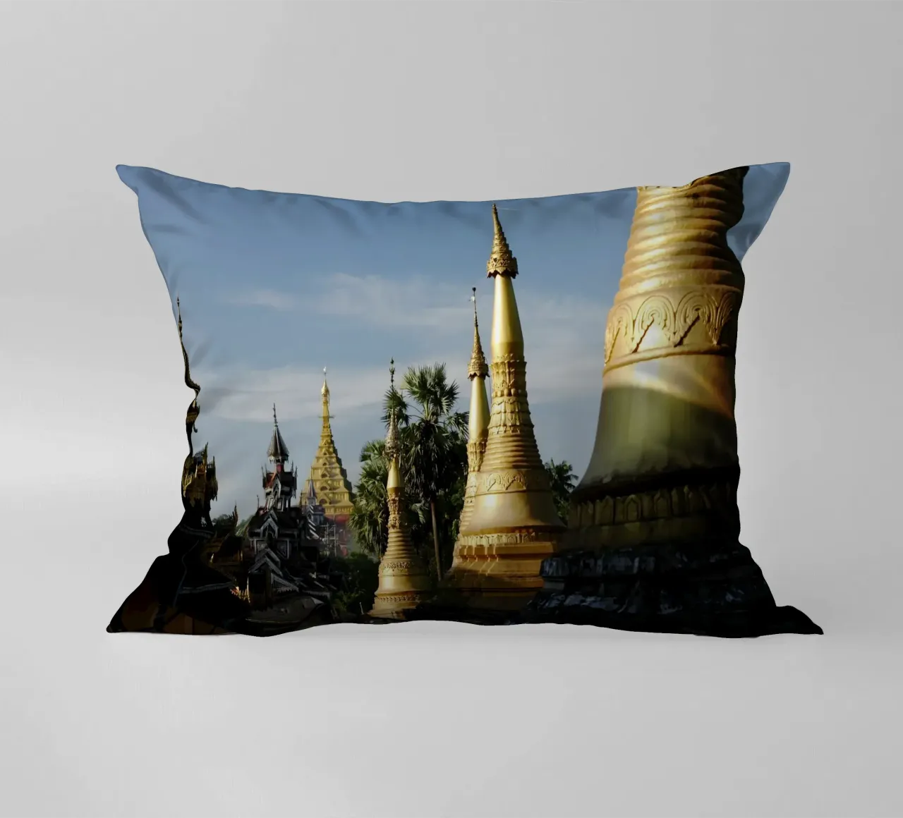 Mawlamyine, Myanmar cuscino da Simon Koy