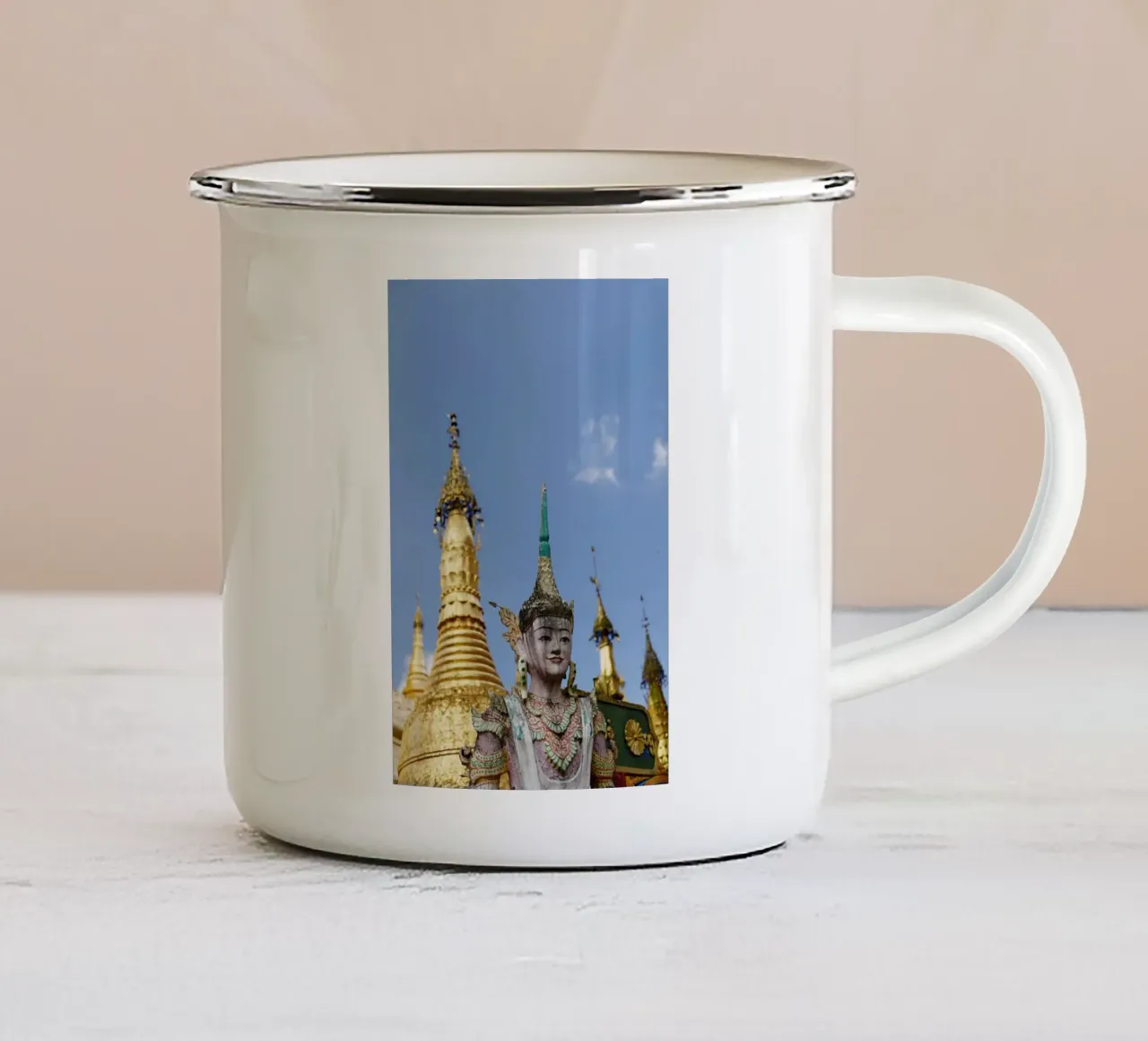 Myanmar tazza in smalto da Simon Koy