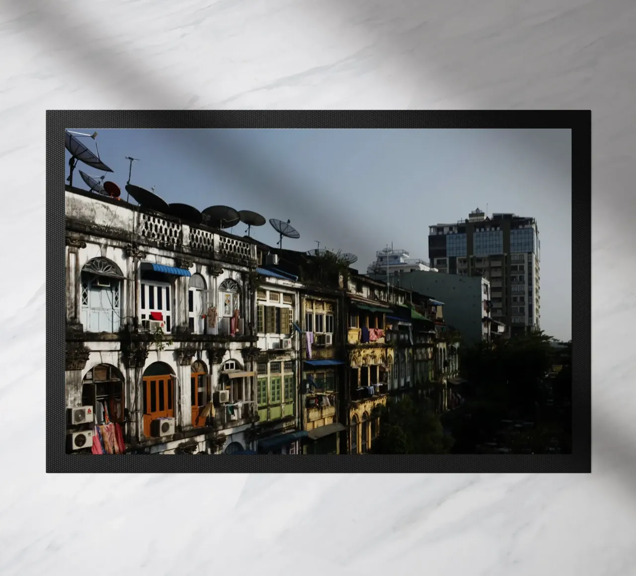Yanggon, Myanmar zerbino da Simon Koy
