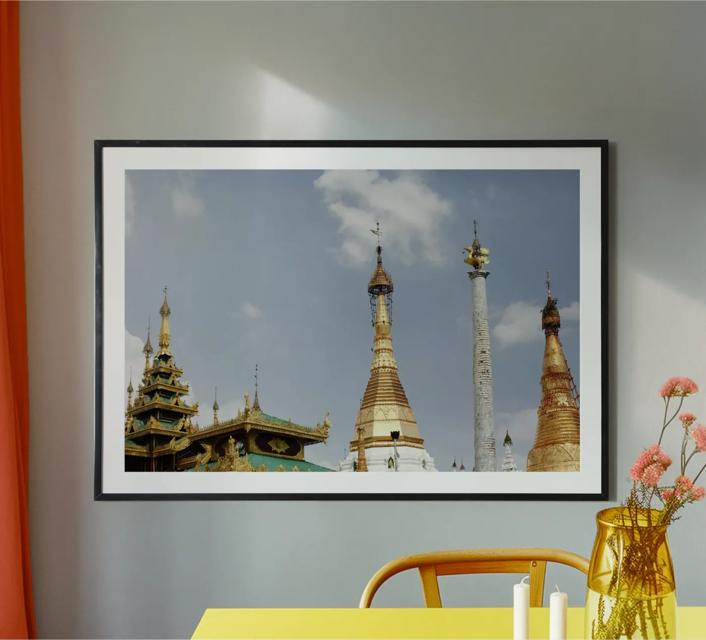 Tempelanlage Yangoon, Myanmar Poster von fotokunst