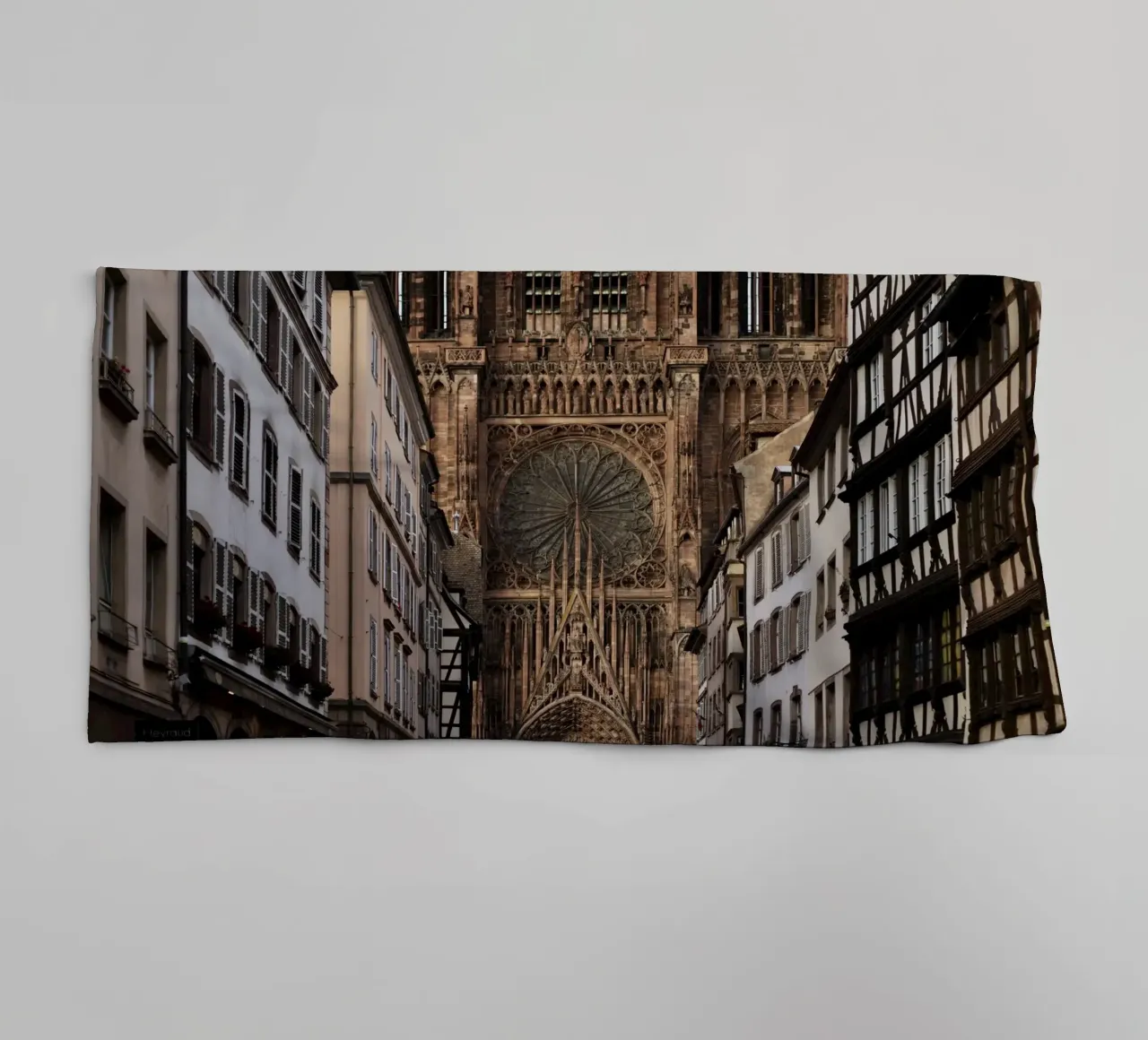 Strasburgo, Francia asciugamano da bagno da Simon Koy