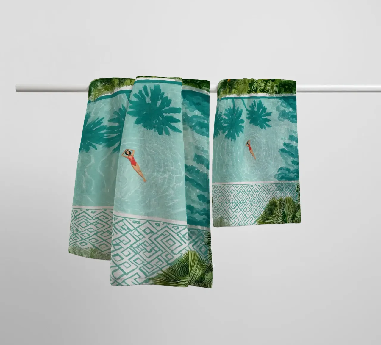 The Pool of Whispering Palms badhanddoek van Clara August