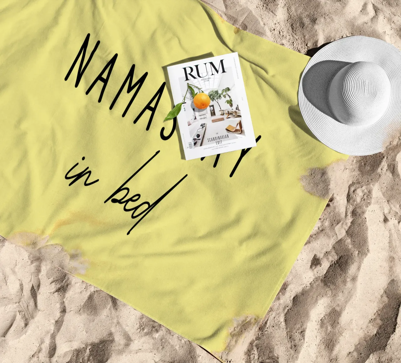 Namastay a letto telo mare da Shark Printables