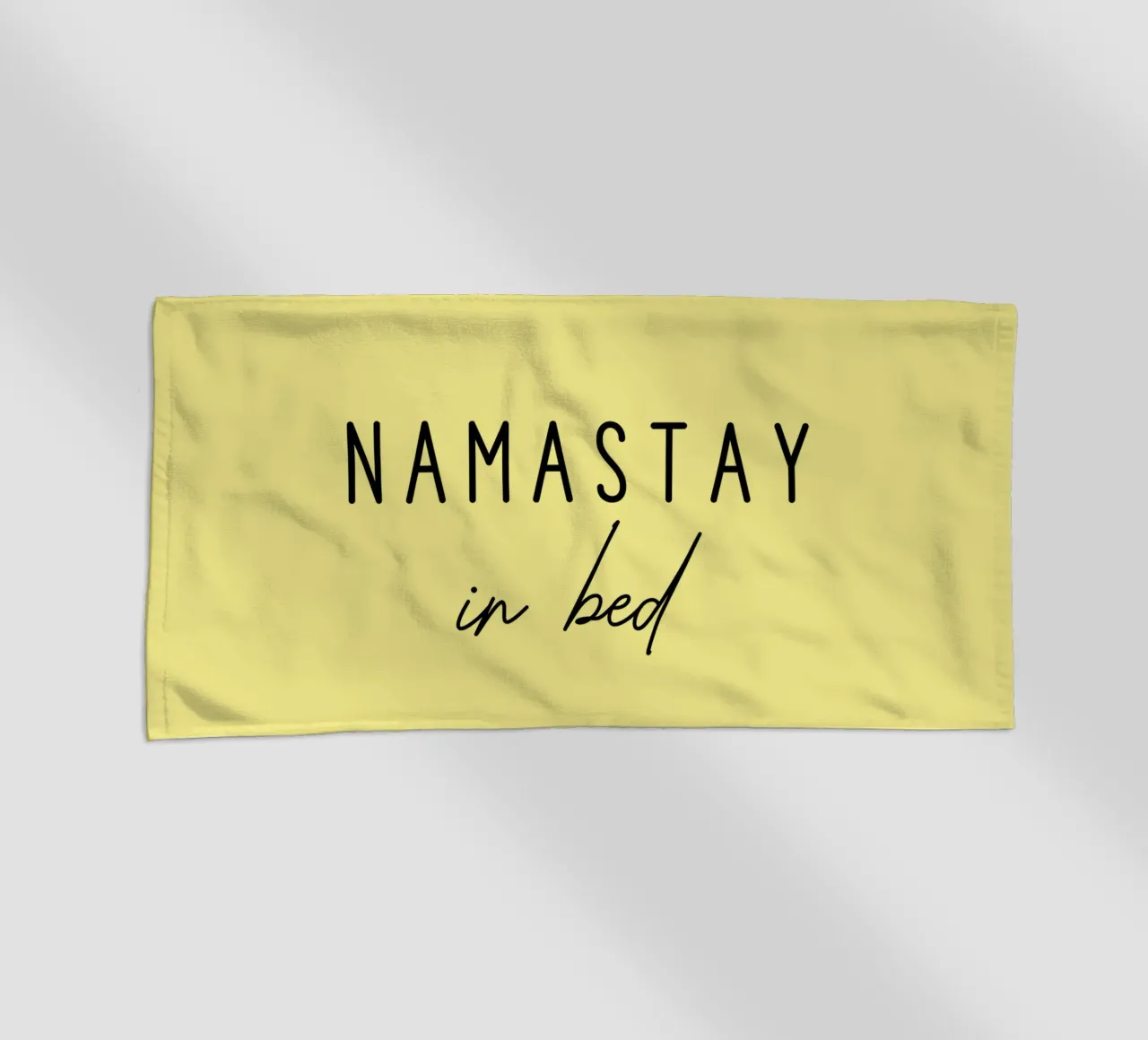 Namastay a letto telo mare da Shark Printables