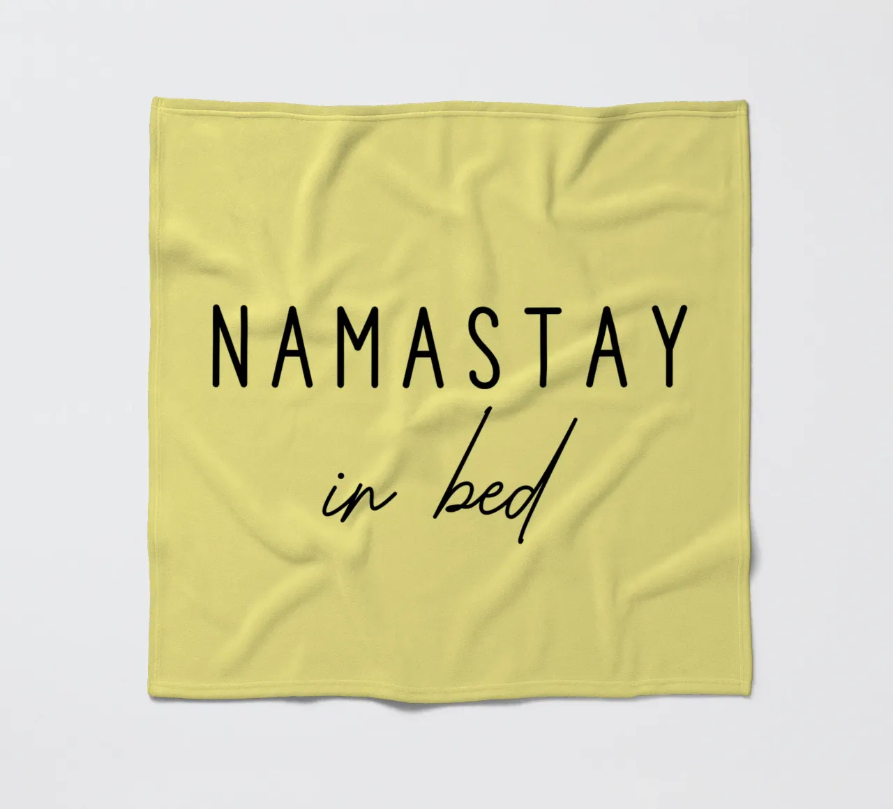 Namastay a letto coperta in pile da Shark Printables