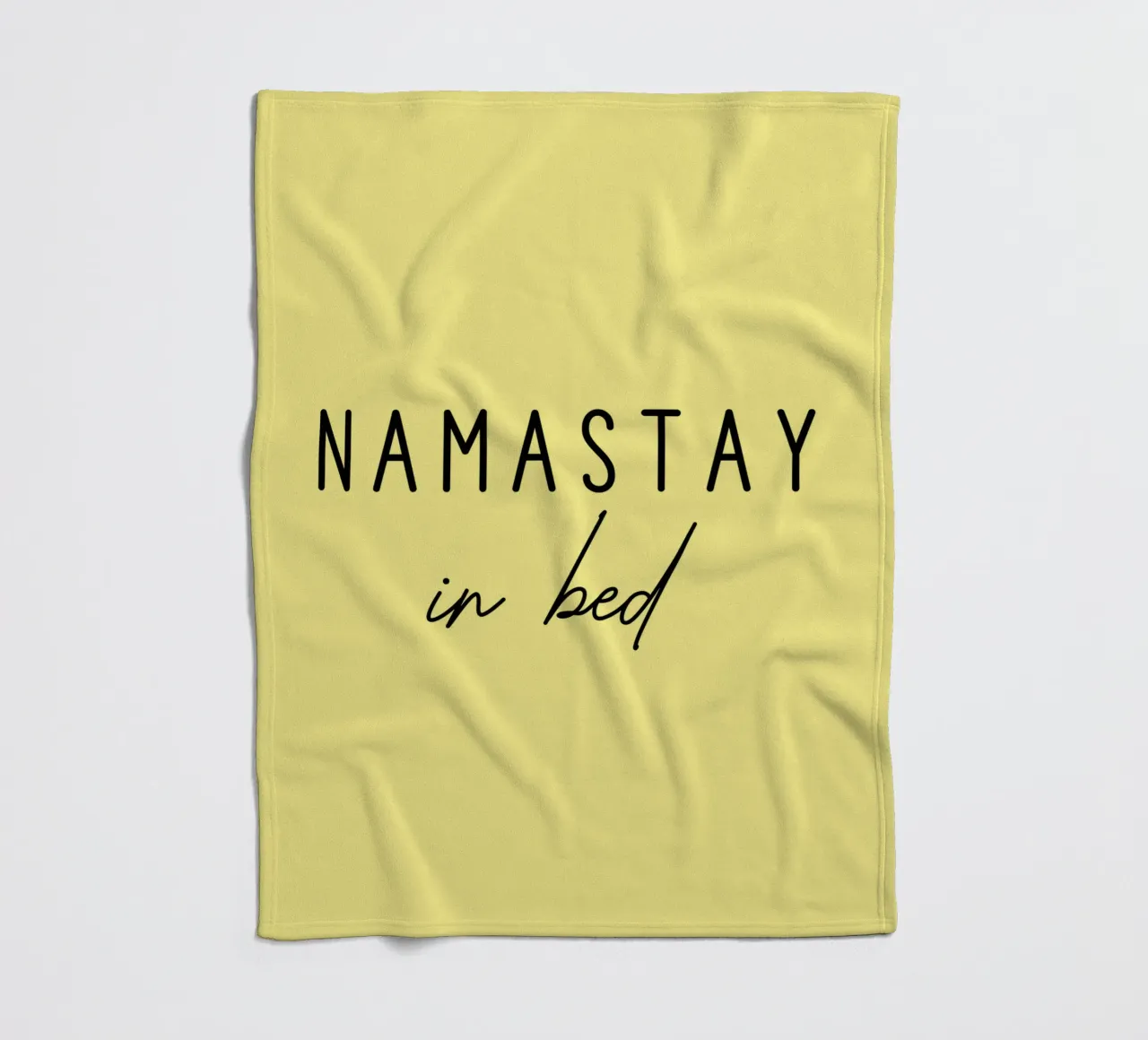 Namastay a letto coperta in pile da Shark Printables