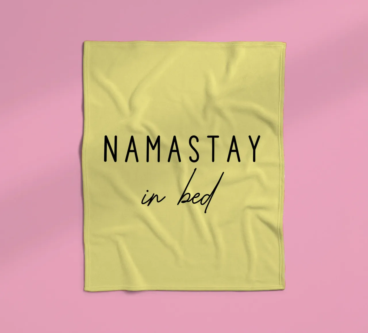 Namastay a letto coperta in pile da Shark Printables