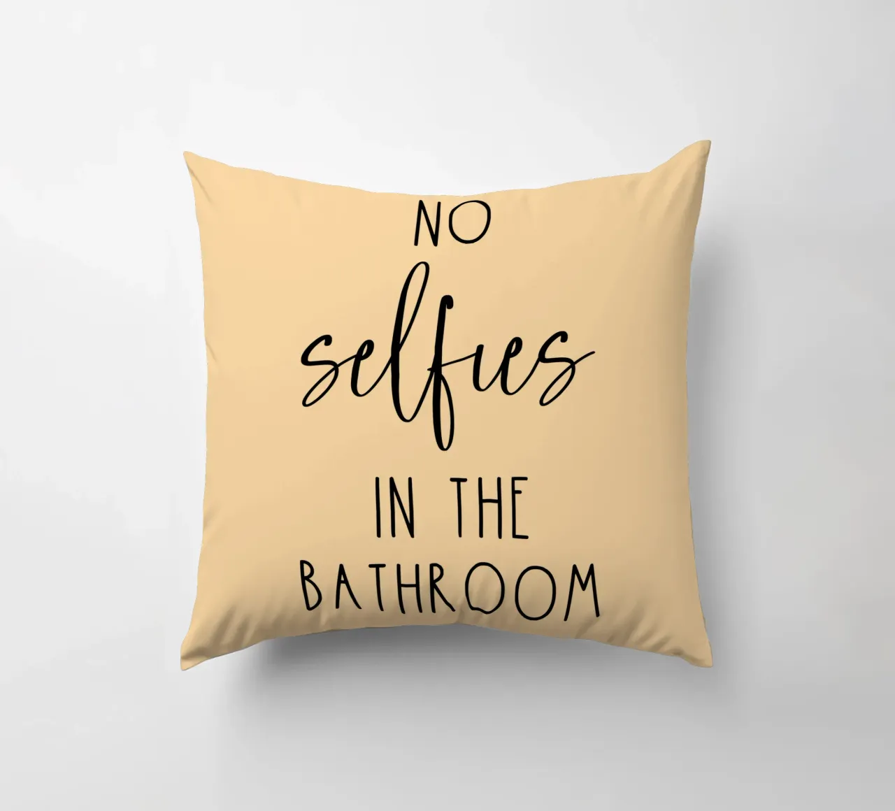 Niente selfie in bagno cuscino da Shark Printables
