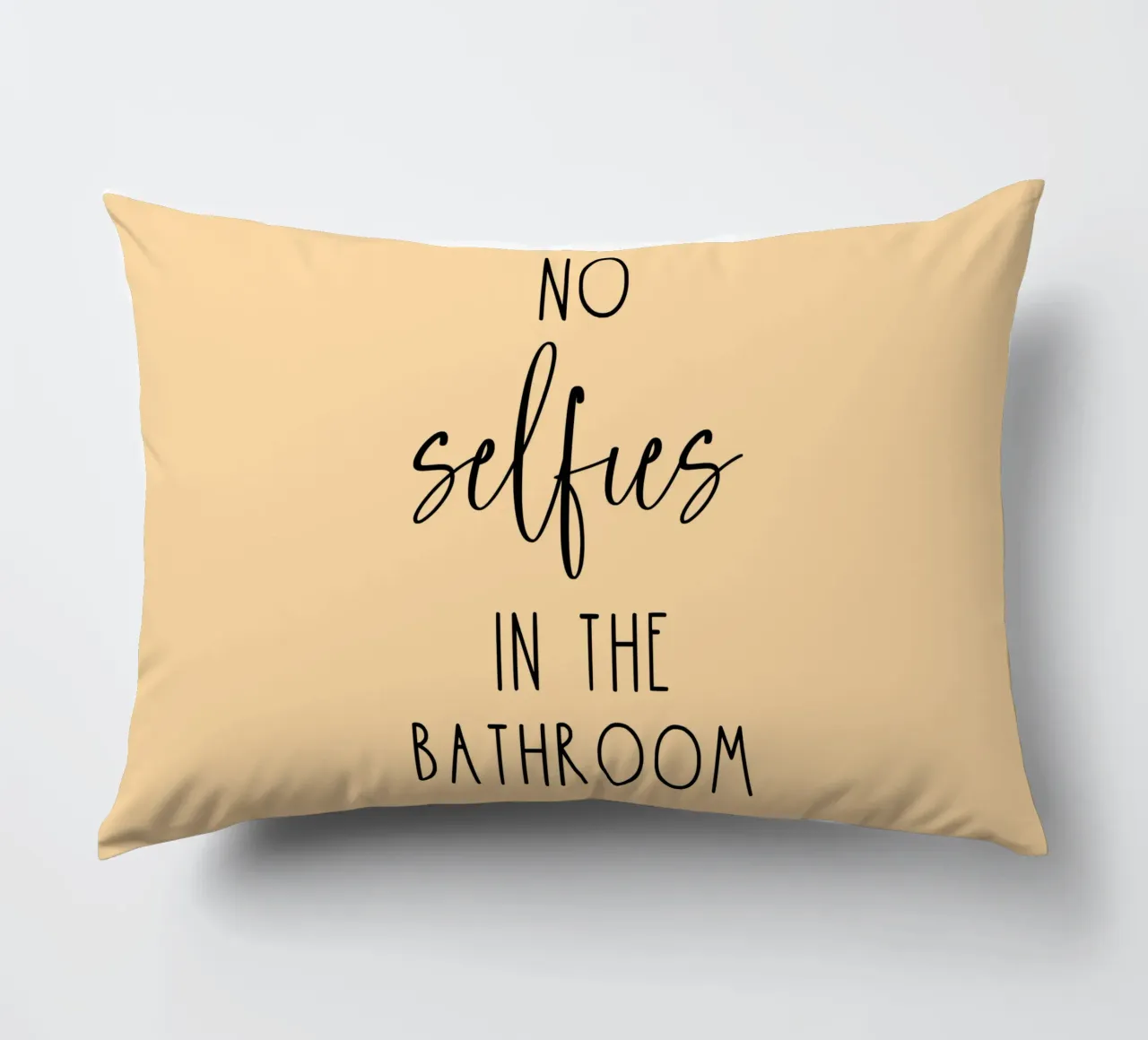 Niente selfie in bagno cuscino da Shark Printables