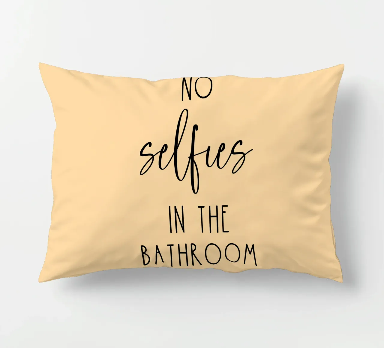 Niente selfie in bagno cuscino da Shark Printables