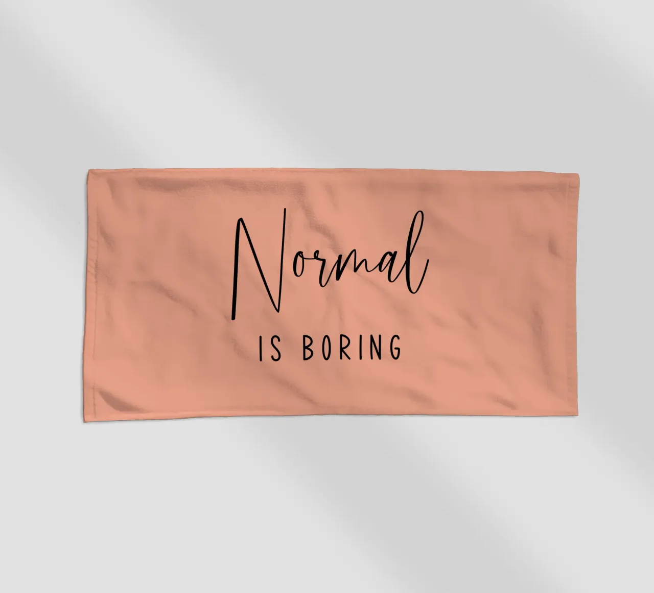 Normaal is saai strandhanddoek van Shark Printables