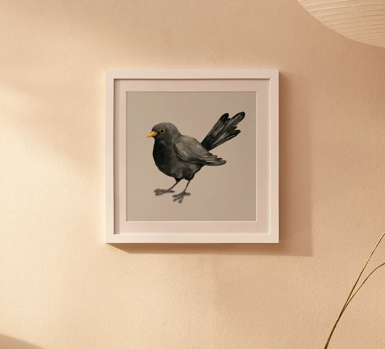 Disegno a inchiostro del merlo poster con telaio in legno da BwiseLizzy