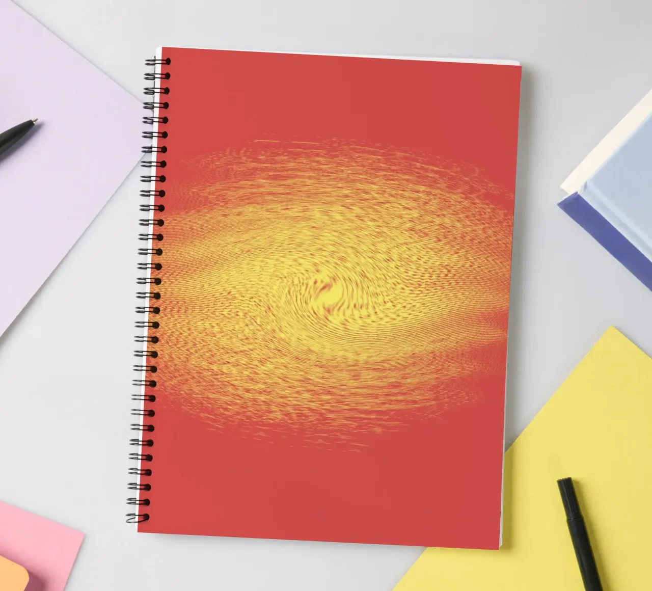 Abstraktes dynamisches Muster in rot und gelb Ringbuch von Something for you