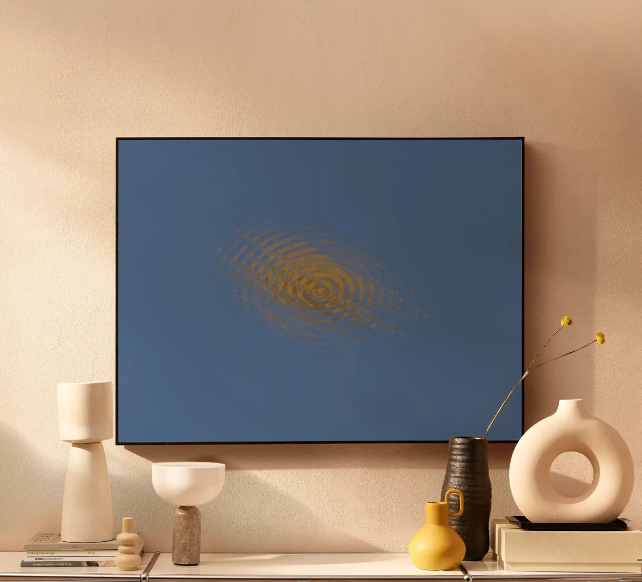 Motif circulaire abstrait et dynamique en bleu et jaune plexiglas de Something for you