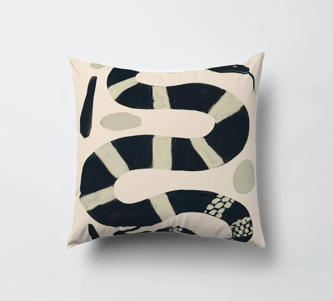 Serpente bianco e nero cuscino da ThingDesign