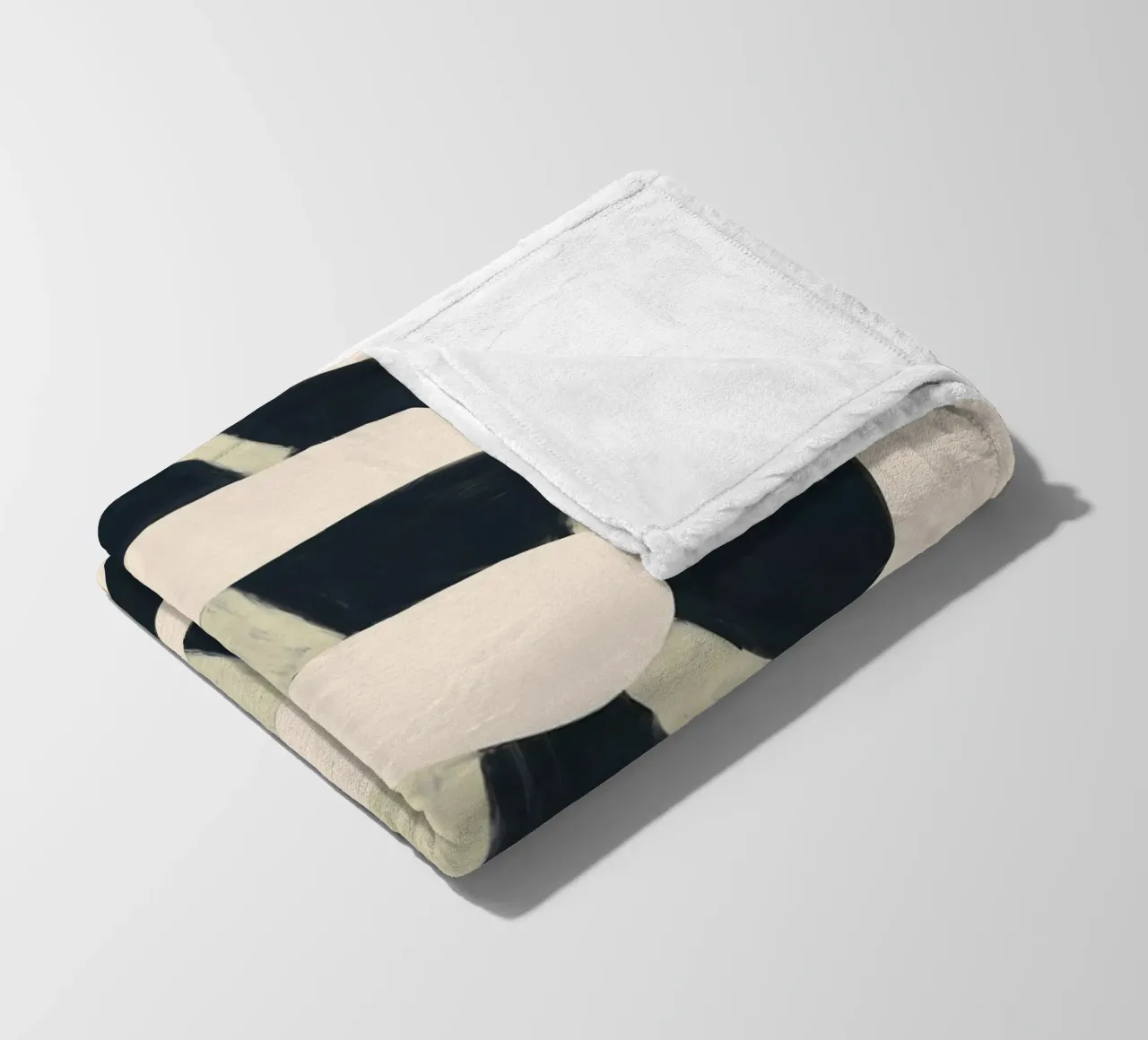 Serpente bianco e nero coperta in pile da ThingDesign
