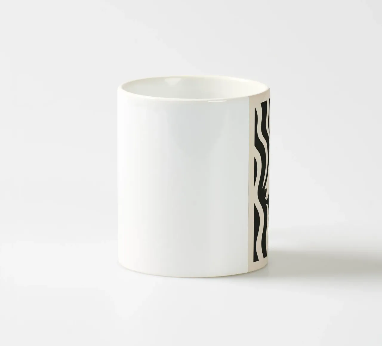 Cervo in bianco e nero tazza in ceramica da ThingDesign